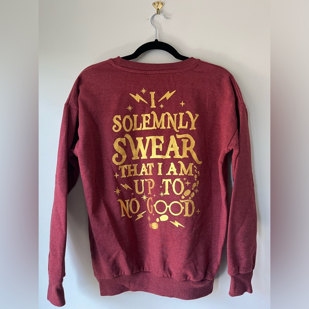 Wizarding World Of Harry Potter Hogwarts Wome's Sweatshirt Pullover Maroon Red S